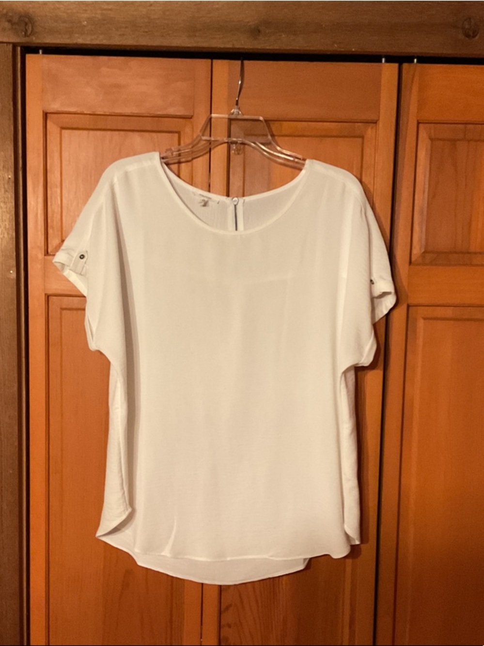 Maurices Cream Short Sleeve Scoop Neck Blouse, excellent condition